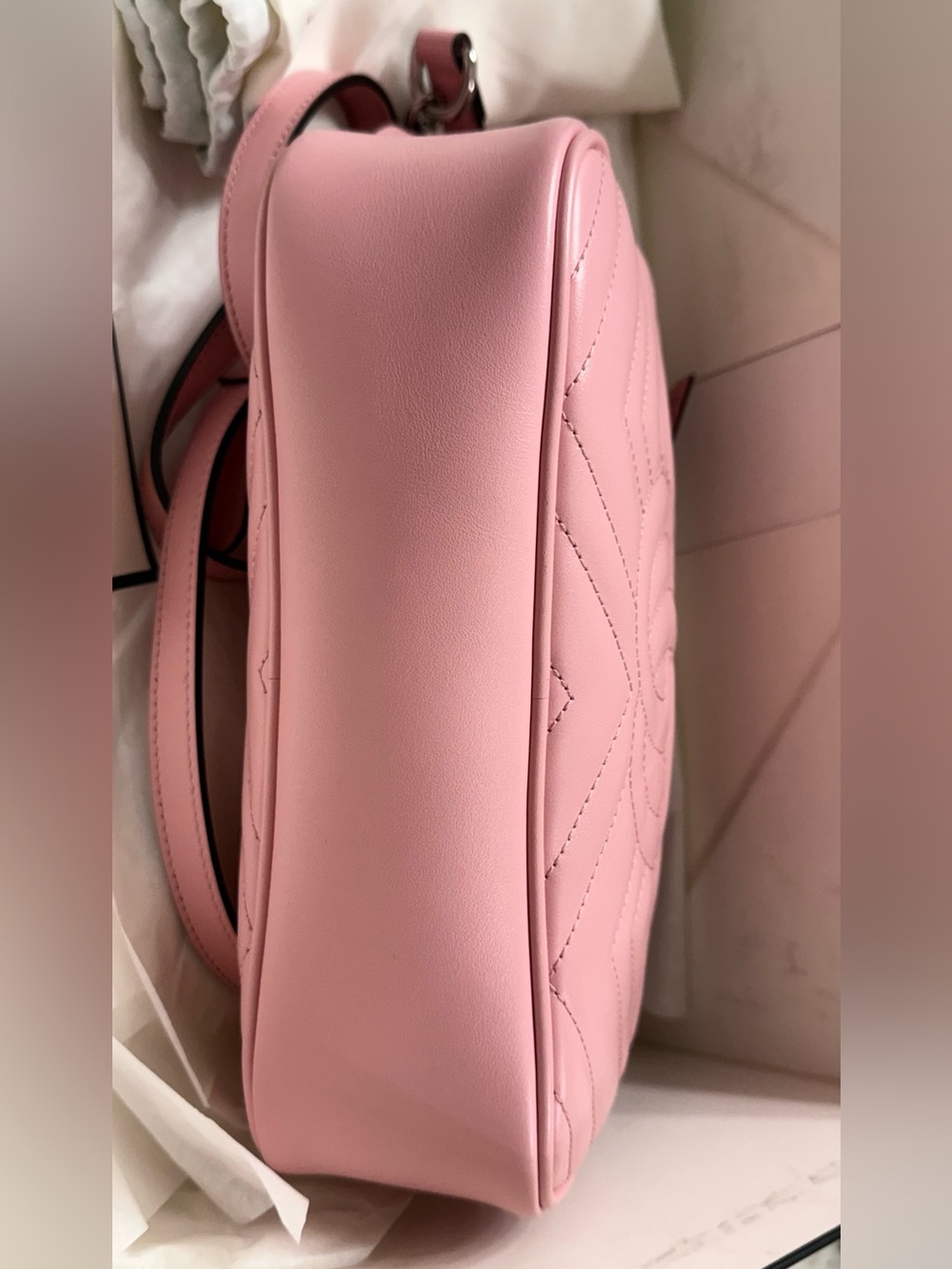 BRAND NEW worn once - Gucci Pink GG Marmont Chevron Leather Camera Bag - Picture 5 of 14